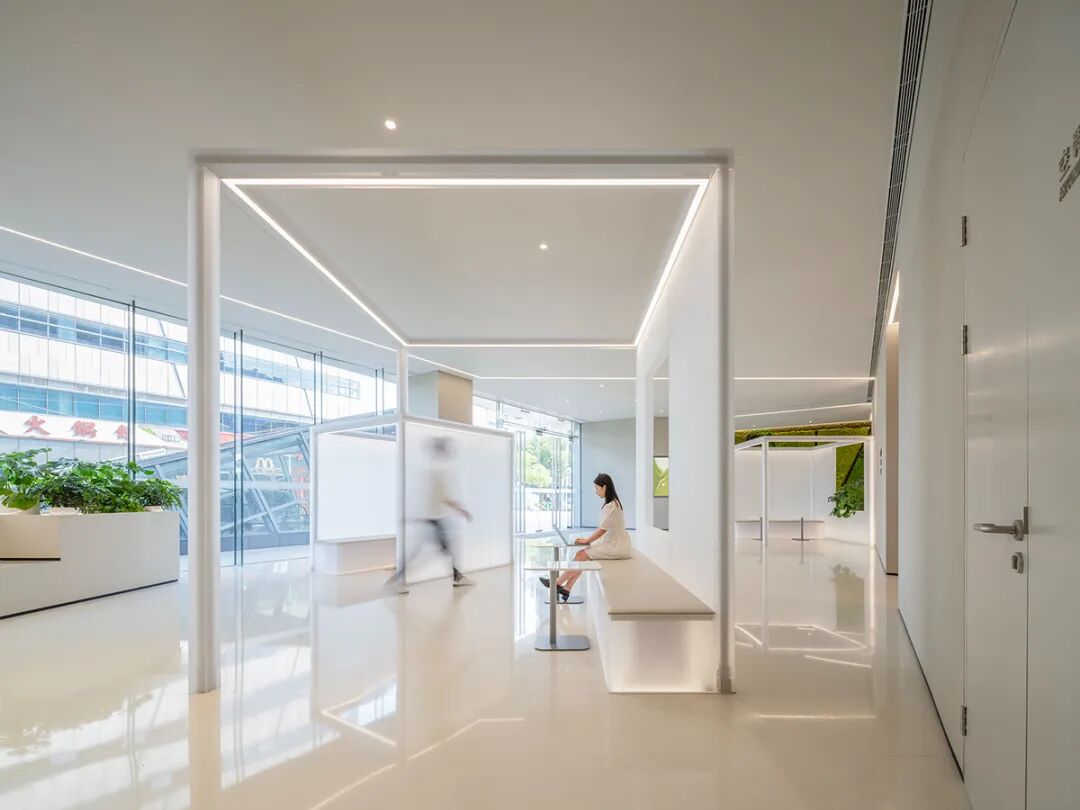 Shanghai Chuangzhi Tiandi Public Space Design: Sustainable Innovation of Customized Furniture and Of