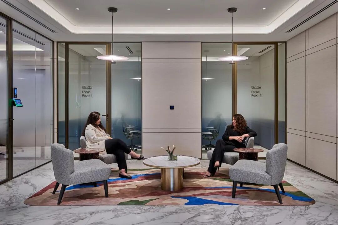 The top serviced office of One Za'abeel, the new landmark of luxury hotels in Dubai Address: Dubai