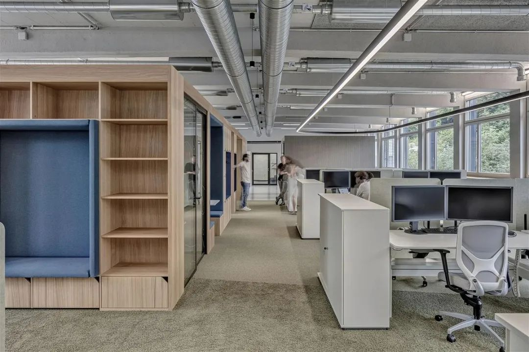 Diseño del espacio de oficinas de la Sede de BASF en berlín: muebles de oficina innovadores y diseño