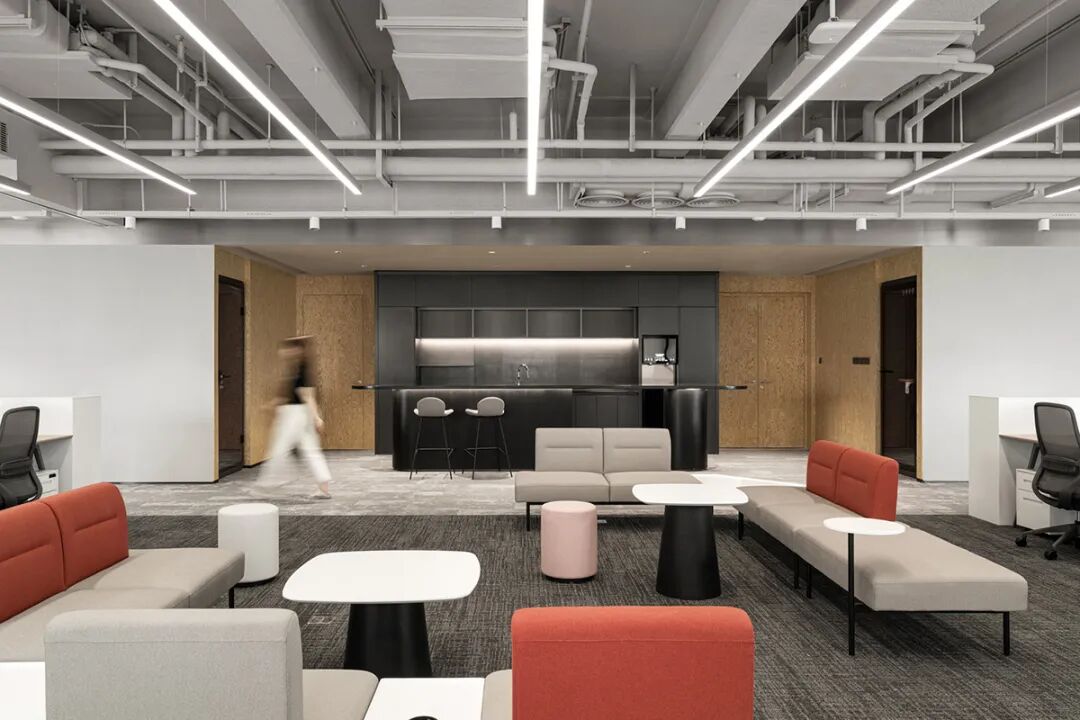 Li Ning Shanghai Headquarters Office Space Design - Sports Brand Office Environment and Customized